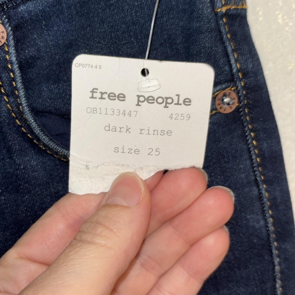 FREE PEOPLE We The Free Montana Skinny Jeans in Dark Rinse NWT - Picture 4 of 7